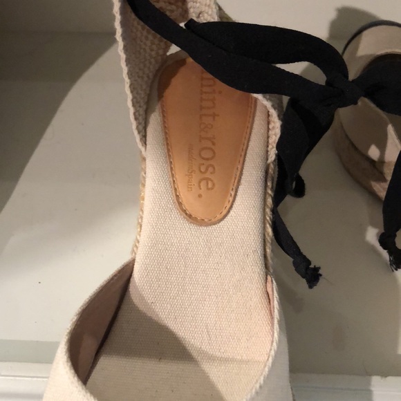 Mint & Rose espadrilles will add sexy to your summer.Cream Canvas wedges. Size 8 - Picture 6 of 6